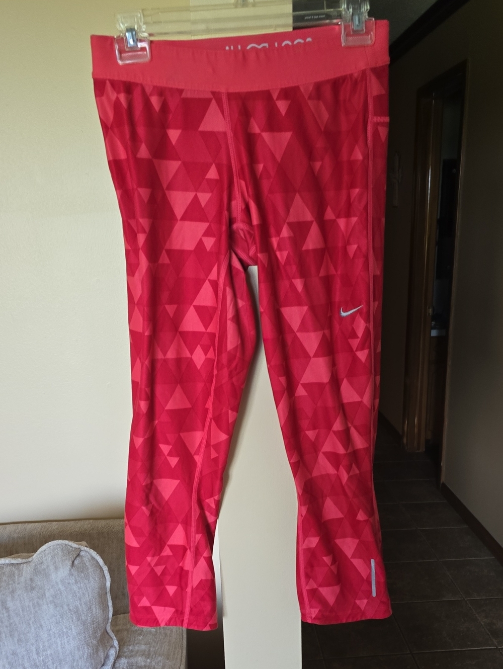 Nike Girls' Red Geometric Training Leggings